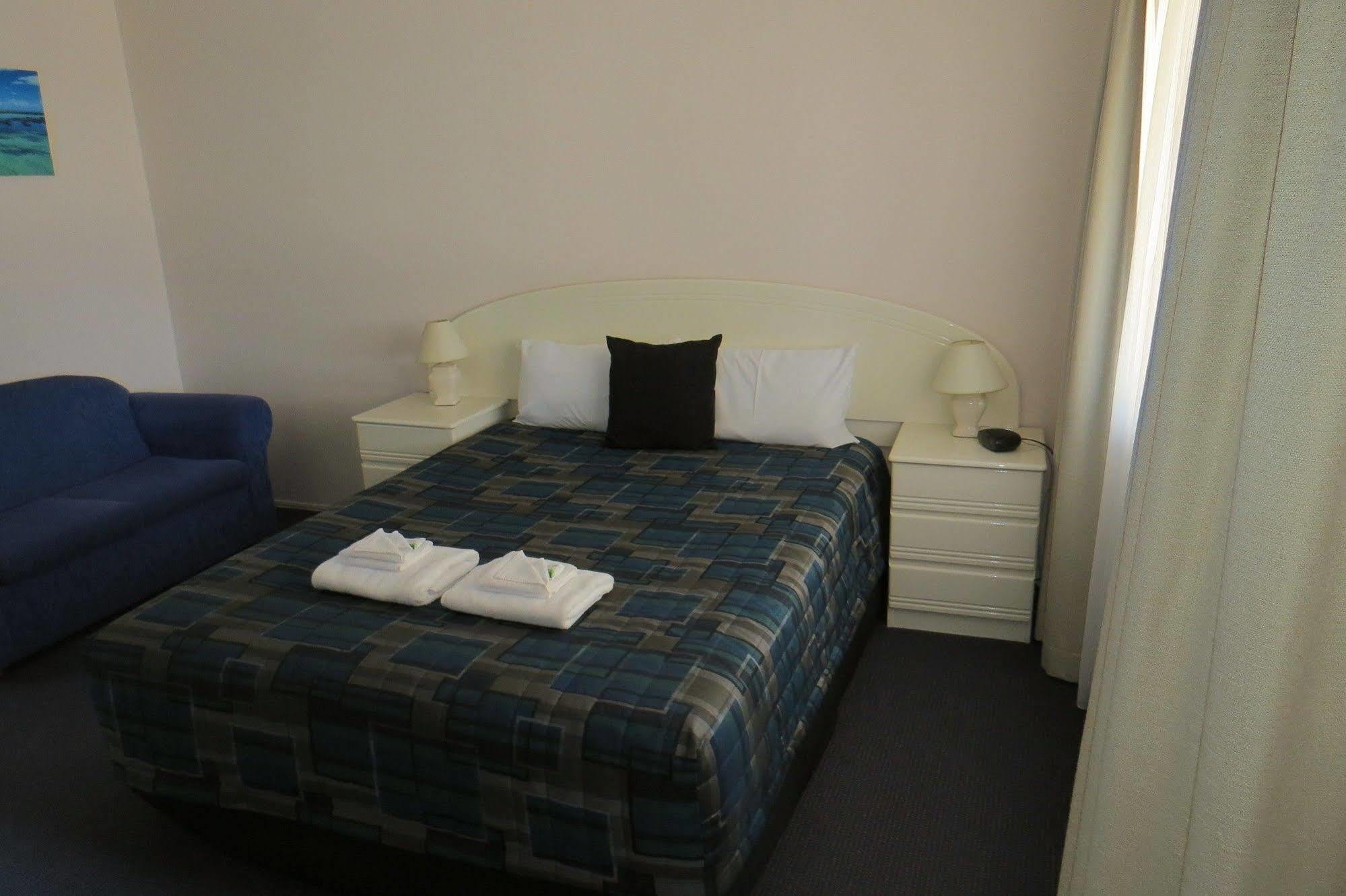 Biloela Palms Motor Inn Exteriér fotografie