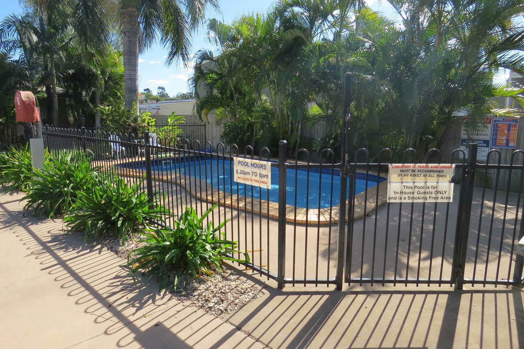 Biloela Palms Motor Inn Exteriér fotografie
