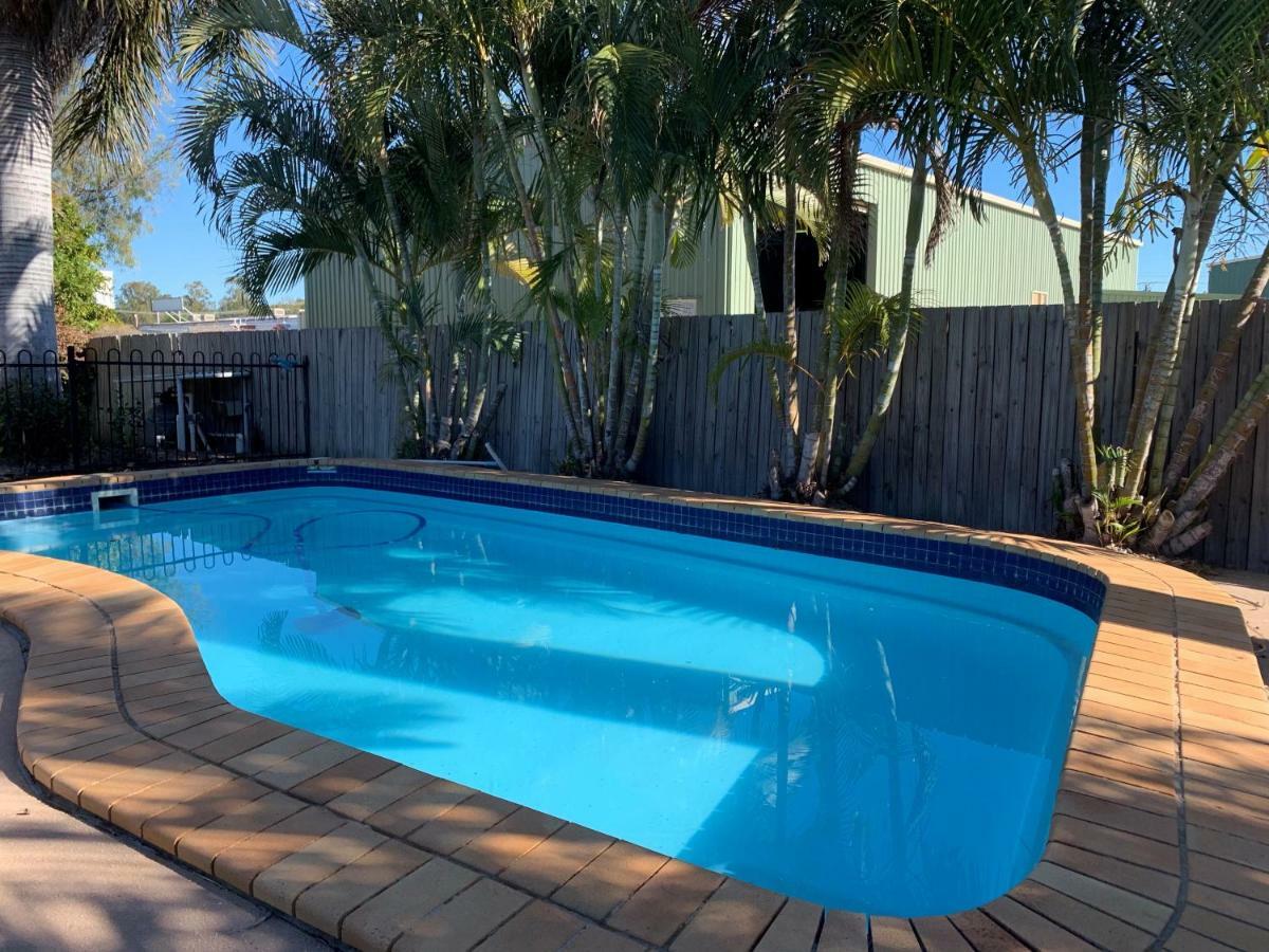 Biloela Palms Motor Inn Exteriér fotografie
